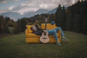 Klagenfurterin Fabienne Velina veröffentlicht neue Single „Abgedreht“. Foto: Lakeside Music