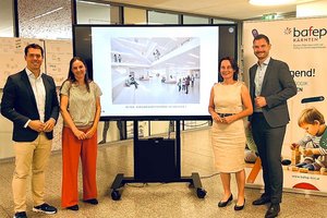 liver Möllner von der BIG, Architektin Sandra Jansen, BD Isabella Penz und LR Peter Reichmann präsentierten die Pläne für den Bildungscampus Hubertusstraße. Foto: Büro LR Reichmann