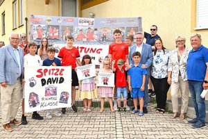 Nach EM- und WM-Erfolgen: Großer Empfang für Waldhauser-Brüder in Klagenfurt. Foto: Kärntner Sportkeglerverband / Josef Bodner