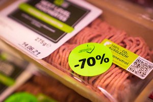 Lidl rabattiert Lebensmittel am Tag vor Ablauf des Mindesthaltbarkeitsdatums um 70 %. Foto: Ludwig Schedl