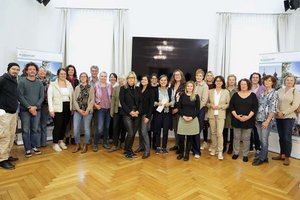Vertreterinnen und Vertreter verschiedenster Organisationen haben sich kürzlich zum Klagenfurter Familienforum im Rathaus getroffen. Foto: StadtKommunikation/Wajand