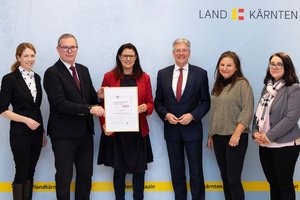 Land Kärnten als familienfreundlicher Arbeitgeber ausgezeichnet. Foto: Büro LH Kaiser/Filipovic