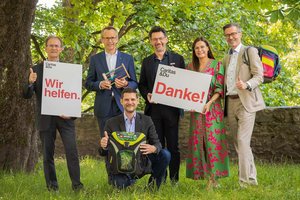  Werner Laure, Ferdinand Bucher, Wolfgang Pucher, Ernst Sandriesser, Roberta Striedinger (Caritas), Georg Niedersüß. Foto: Caritas/Johannes Leitner