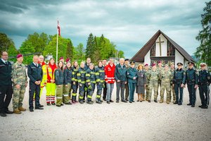 Polizei, Feuerwehr, Rotes Kreuz, Samariterbund, Zivilschutzverband und Bundesheer präsentierten sich bereits im Vorjahr gemeinsam beim Girls Day. Foto: Thomas Simoner/Bundesheer