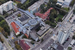 34-jähriger Klagenfurter im Polizeianhaltezentrum von Insassen leblos aufgefunden. Foto: Google Maps