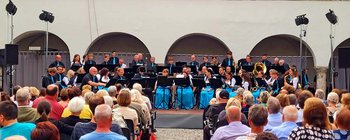 Tolles Konzert der Stadtkapelle Klagenfurt im Burghof
