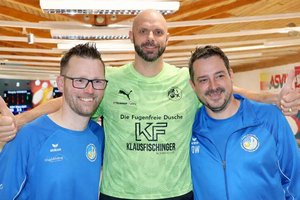 Die Sieger bei den Herren: Martin Oberrauner, Landesmeister Roman Leitner und Daniel Waldhauser. Foto: zVg