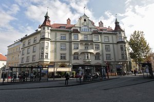 Ein Brunnen für Maria Lassnig am Heiligengeistplatz. Foto: Mein Klagenfurt