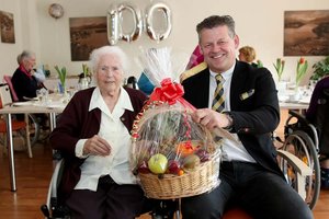 Erna Gränitz feierte ihren 100. Geburtstag. Foto: StadtKommunikation/Krainz