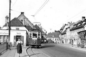 Mit dem Oldtimerbus auf den Spuren der Klagenfurter Straßenbahn. Foto: zVg