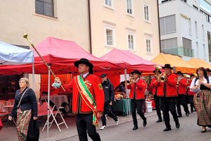 Auch die Stadtkapelle Klagenfurt ist beim Erntedankfest am Benediktinermarkt wieder mit dabei. Foto: Mein Klagenfurt
