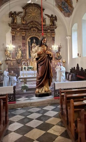 „Heilandaufziehen“ zu Christi Himmelfahrt in Gurnitz. Foto: Gasper