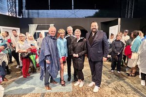 Open-Air Theater für Krebshilfe. Foto: Büro LH Kaiser