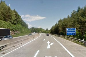 Auf A2 bei Krumpendorf: Mann von Autos erfasst und getötet. Foto: Google Street View