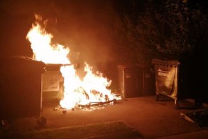 Mehrere Müllcontainer brannten in Klagenfurt. Foto: Berufsfeuerwehr Klagenfurt