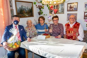 Barbara Pfeffer feierte ihren 100. Geburtstag. Foto: StadtKommunikation/Wiedergut