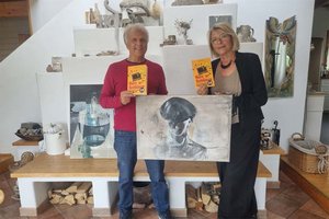 Satire trifft Kunst: Lesung und Ausstellung im Haus der Begegnung in Maria Saal. Foto: zVg