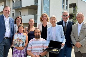 hi Harbach: 78 neue geförderte Mietwohnungen in Klagenfurt übergeben. Foto: Büro Schaunig hi Harbach: 78 neue geförderte Mietwohnungen in Klagenfurt übergeben. Foto: Büro Schaunig