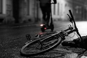 E-Scooter-Lenker beging nach Zusammenstoß mit Radfahrer Fahrerflucht. Foto: Symbolbild