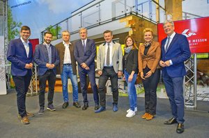 Bau- und Freizeitmesse mit Auto & Bike offiziell eröffnet. Foto: StadtKommunikation/Hude