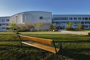 Universität Klagenfurt lädt im Sommer zum Campus DRIVE-IN ein. Foto: Mein Klagenfurt