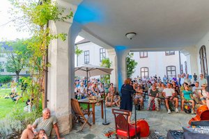 DonnerSzenen: Stadtbelebung mit Musik & Literatur. Foto: derSchindler