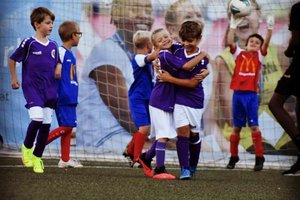 Violette starten die „SK Austria Klagenfurt Fußballschule“. Foto: KK