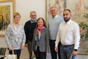 Vzbgm. Dolinar empfängt Organisator mit Delegation aus Rumänien. Foto: StadtKommunikation/ Wedenig