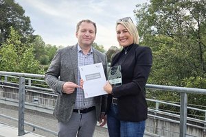Auszeichnung für Kärntner Zweithaar-Spezialist Haar la carte. Foto: zVg