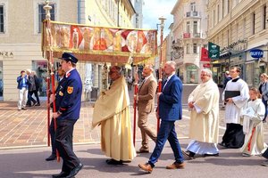 Fronleichnamsprozession mit Bischof Marketz durch Klagenfurt. Foto: Mein Klagenfurt
