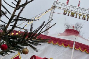 Weihnachtszauber am Messegelände mit dem Weihnachtscircus Dimitri. Foto: Circus Dimitri