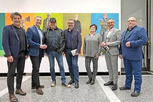 Eröffnung mit Kulturstadtrat Franz Petritz, Kulturabteilungsleiter Alexander Gerdanovits, Stadtgalerieleiterin Beatrix Obernosterer, Manfred Jantscher, Künstler Richard Klammer, Michael Gussnig und Stefan Sandrieser. Foto: StadtKommunikation/Hronek