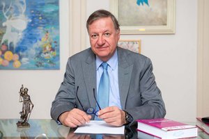 Risiken beim Hausbau – Was Paare und Gemeinden jetzt wissen sollten. Foto: Thomas Hude