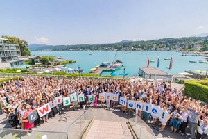 Mit voller Power: pro mente gruppe kärnten feierte Teamtag in Velden. Foto: pro mente gruppe kärnten/Nicolas Zangerle