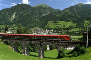 Der Bahnverkehr auf der Tauernstrecke wurde wieder aufgenommen. Foto: ÖBB Marktl Photography