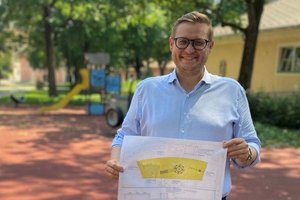 Stadtgartenreferent Stadtrat Julian Geier brachte im Klagenfurter Stadtsenat den Antrag zur Generalsanierung des Spielplatzes Rauscherpark ein. Foto: Büro Geier