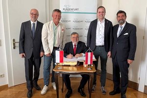 Botschafter der Republik Polen zu Gast im Rathaus. Foto: StadtKommunikation / Wedenig Botschafter der Republik Polen zu Gast im Rathaus. Foto: StadtKommunikation / Wedenig