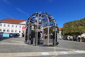 Spannende szenische Lesung am 9.10. in und vor der Bachmann-Kuppel. Foto: Mein Klagenfurt