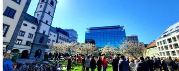 Palmsegnung mit Diözesanbischof Josef Marketz am Domplatz