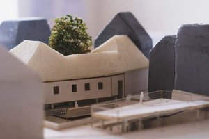 „Salon Lendhafen“: Podiumsdiskussion über „Nicht realisierte Lendhafen-Projekte“. Foto: KK