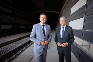 Landeshauptmann Peter Kaiser und Bundesminister Peter Hanke beim Kärntner Portal des Koralmtunnels. Foto: LPD Kärnten