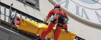 Die Berufsfeuerwehr Klagenfurt führt heute eine Bergeübung am Stadtpfarrturm durch.