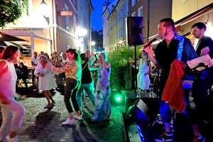 Kummts-eina-Konzert in der Osterwitzgasse am 2. August mit Buzgi & Band. Foto: Mein Klagenfurt
