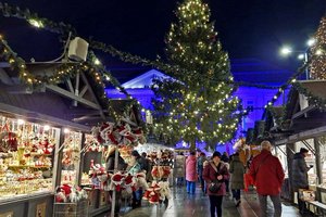 Christkindlmarkt am Neuen Platz