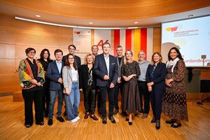 Von Kriegen bis Populismus: Kärntner Gespräche beleuchteten die Herausforderungen unserer Zeit. Foto: AK Kärnten/Helge Bauer