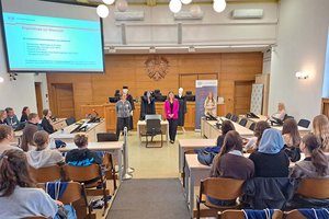 Zahlreiche Schülerinnen nutzten den diesjährigen Girls’ Day, um sich ein Bild von der Staatsanwaltschaft Klagenfurt zu machen. Foto: StA Klagenfurt/KK