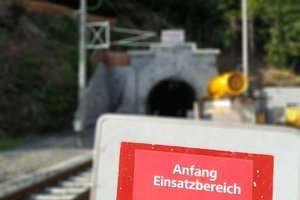 Länderübergreifende Feuerwehrübung im 115 Jahre alten Karawanken-Tunnel. Foto: ÖBB/Schröder