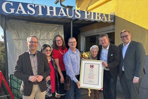 Stadtwappen für Traditionsgasthaus Pibal. Foto: Büro Bürgermeister