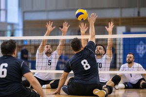 Internationales Sitzvolleyball-Turnier feiert Österreich-Premiere in Klagenfurt. Foto: Symbolbild/KI-generiert