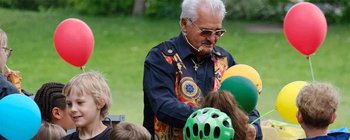 Zaubershow sorgte für staunende Kinder im Welzenegger Park